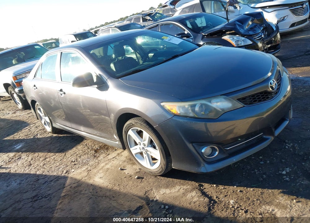 2014 TOYOTA CAMRY SE VIN: 4T1BF1FK8EU420414
