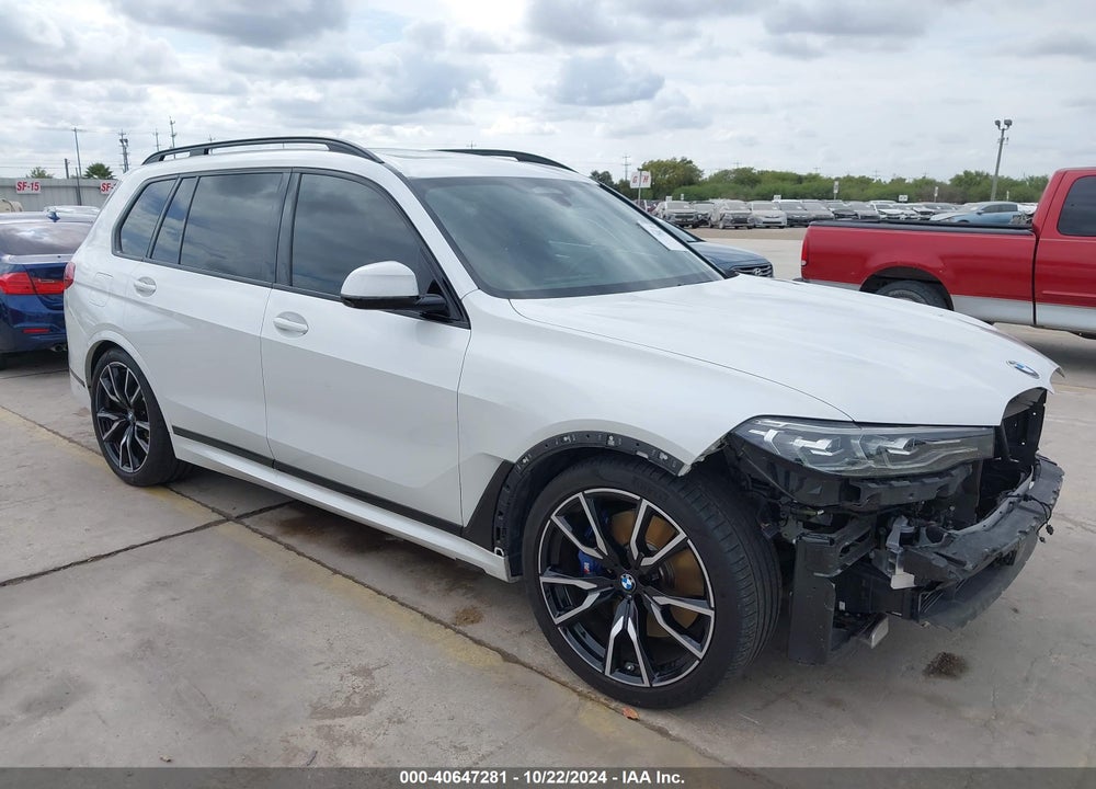 2022 BMW X7 XDRIVE40I VIN: 5UXCW2C00N9K15642