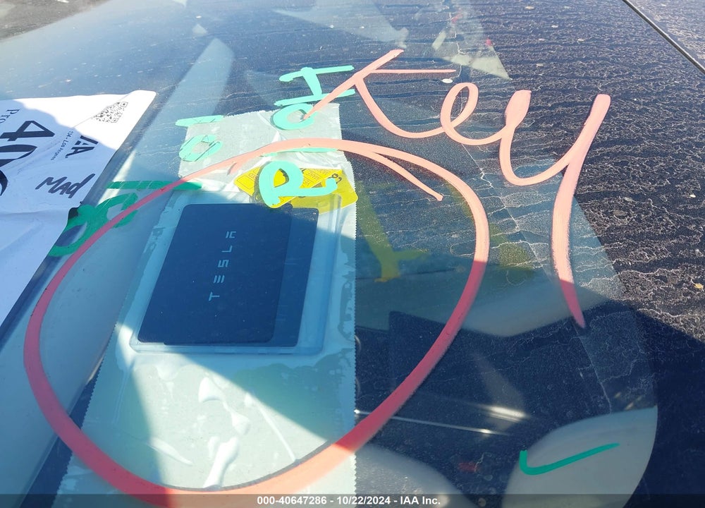 2020 TESLA MODEL 3 STANDARD RANGE PLUS REAR-WHEEL DRIVE/STANDARD RANGE REAR-WHEEL DRIVE VIN: 5YJ3E1EAXLF615151