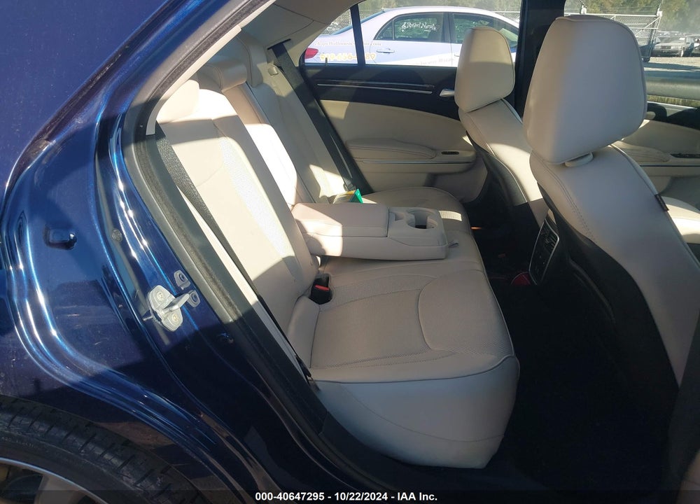 2015 CHRYSLER 300C VIN: 2C3CCAET2FH845969