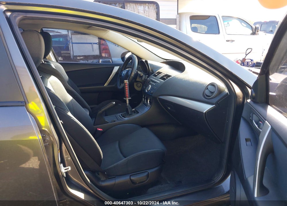 2010 MAZDA 3 S SPORT VIN: JM1BL1H62A1230424