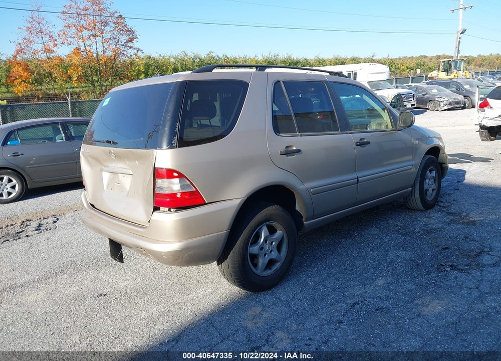 2001 MERCEDES-BENZ ML 320 VIN: 4JGAB54E51A257227