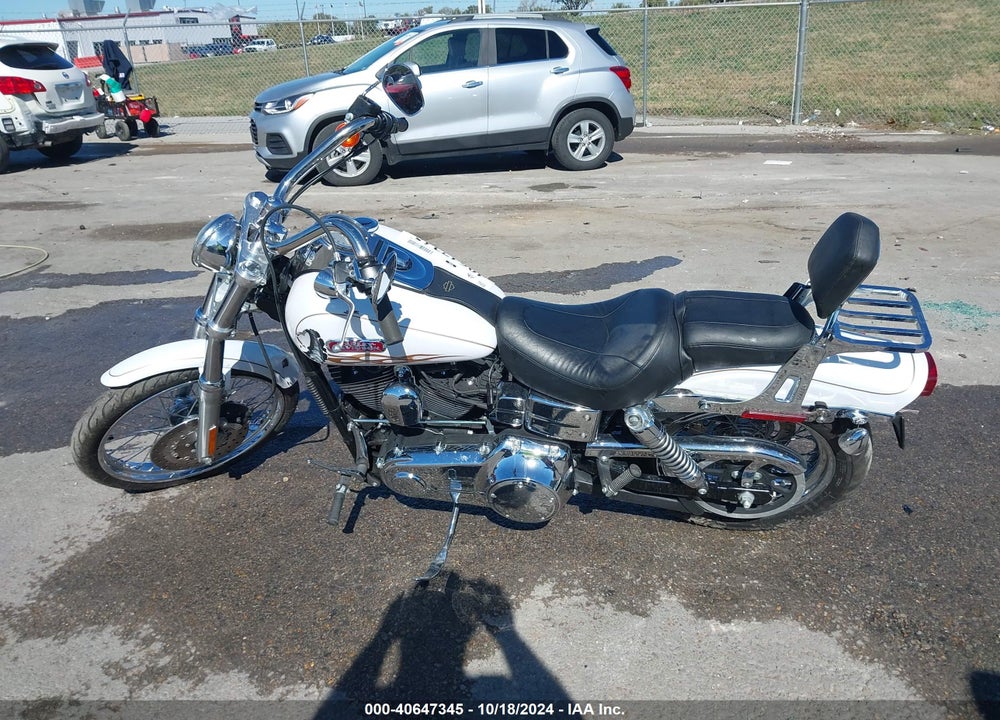 2007 HARLEY-DAVIDSON FXDWG VIN: 1HD1GP4107K316085