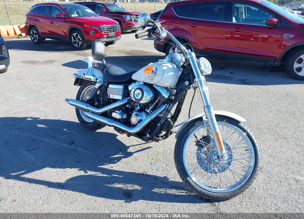 2007 HARLEY-DAVIDSON FXDWG VIN: 1HD1GP4107K316085