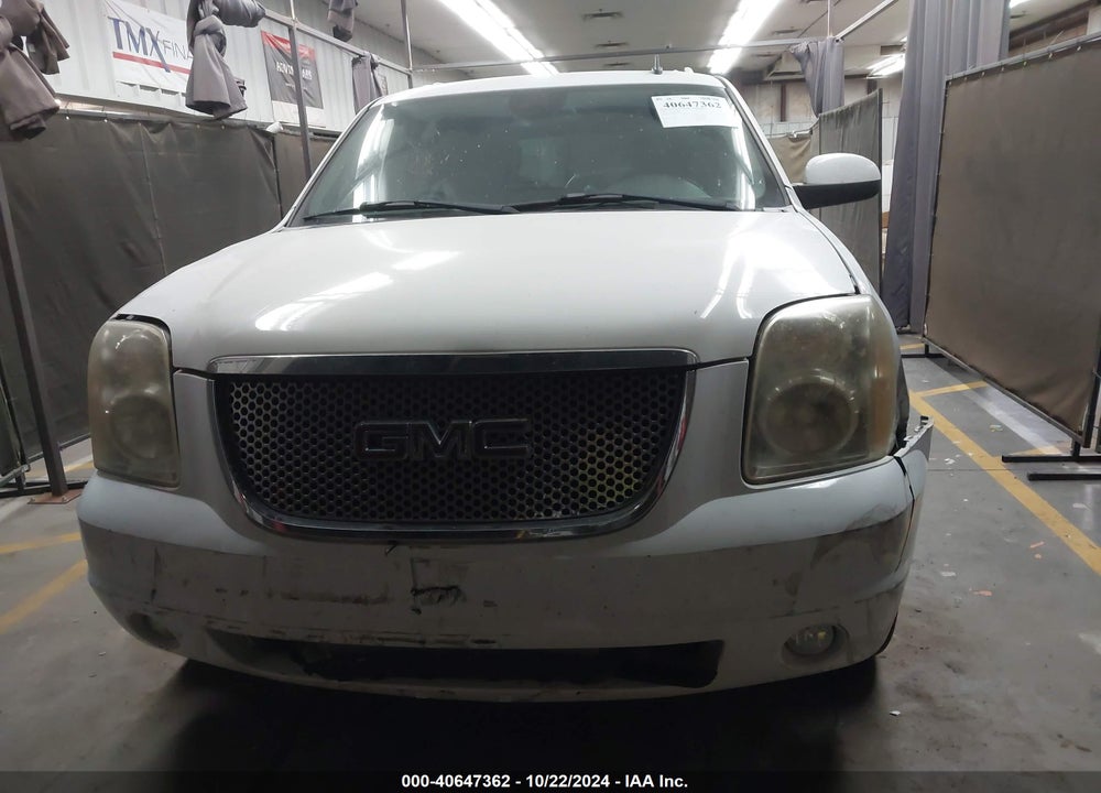 2007 GMC YUKON DENALI VIN: 1GKFK63867J264244