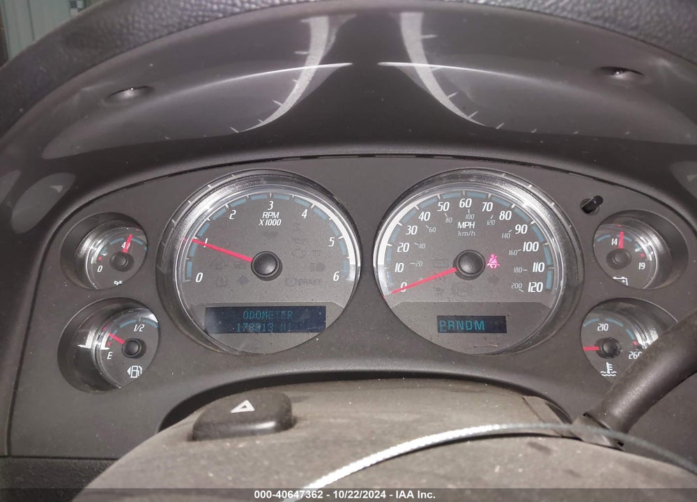 2007 GMC YUKON DENALI VIN: 1GKFK63867J264244