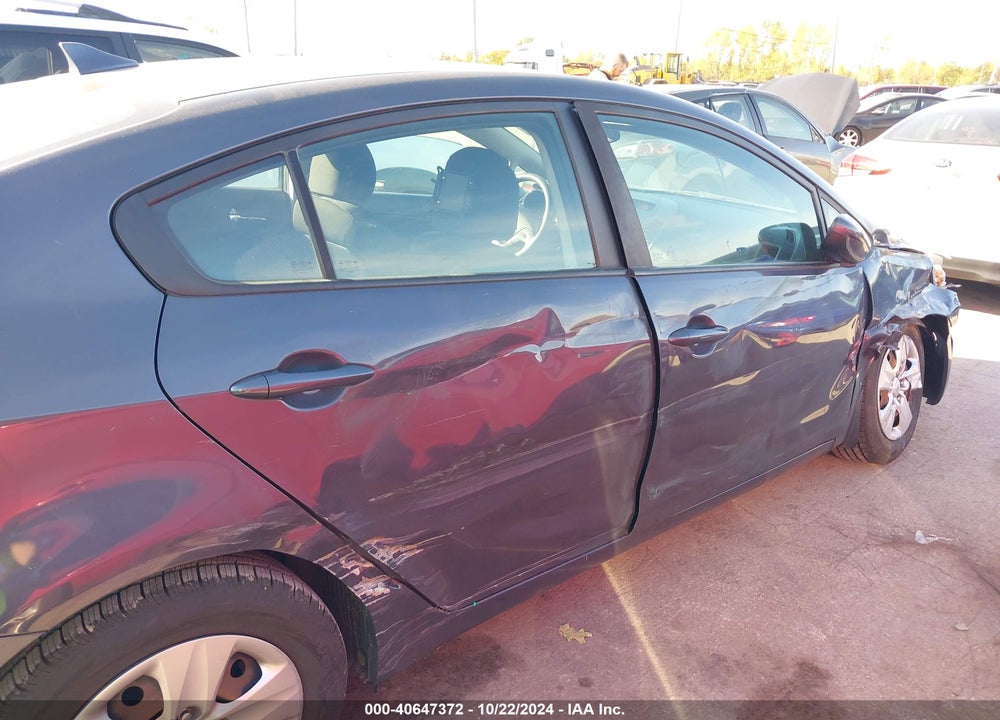 2016 KIA FORTE LX VIN: KNAFK4A61G5615570