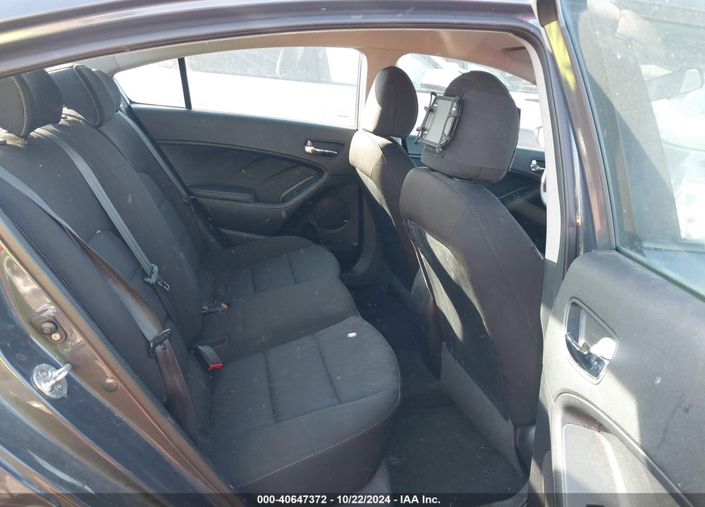 2016 KIA FORTE LX VIN: KNAFK4A61G5615570