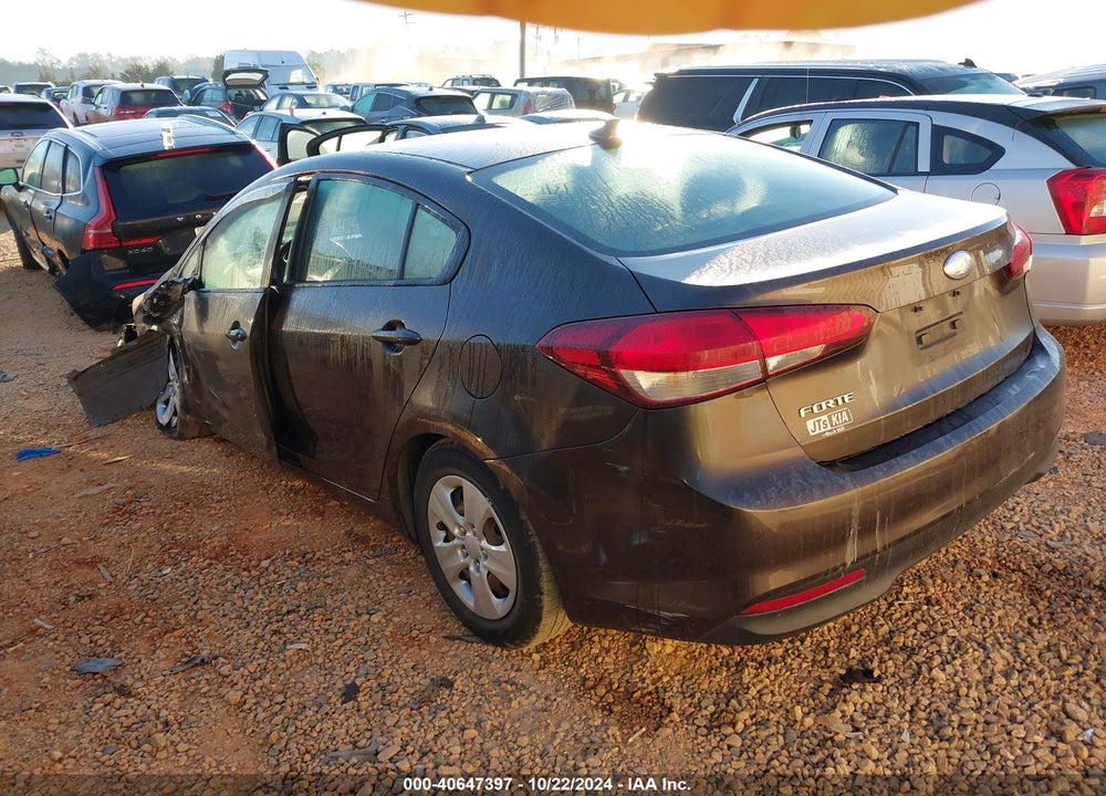 2017 KIA FORTE LX VIN: 3KPFK4A71HE160883