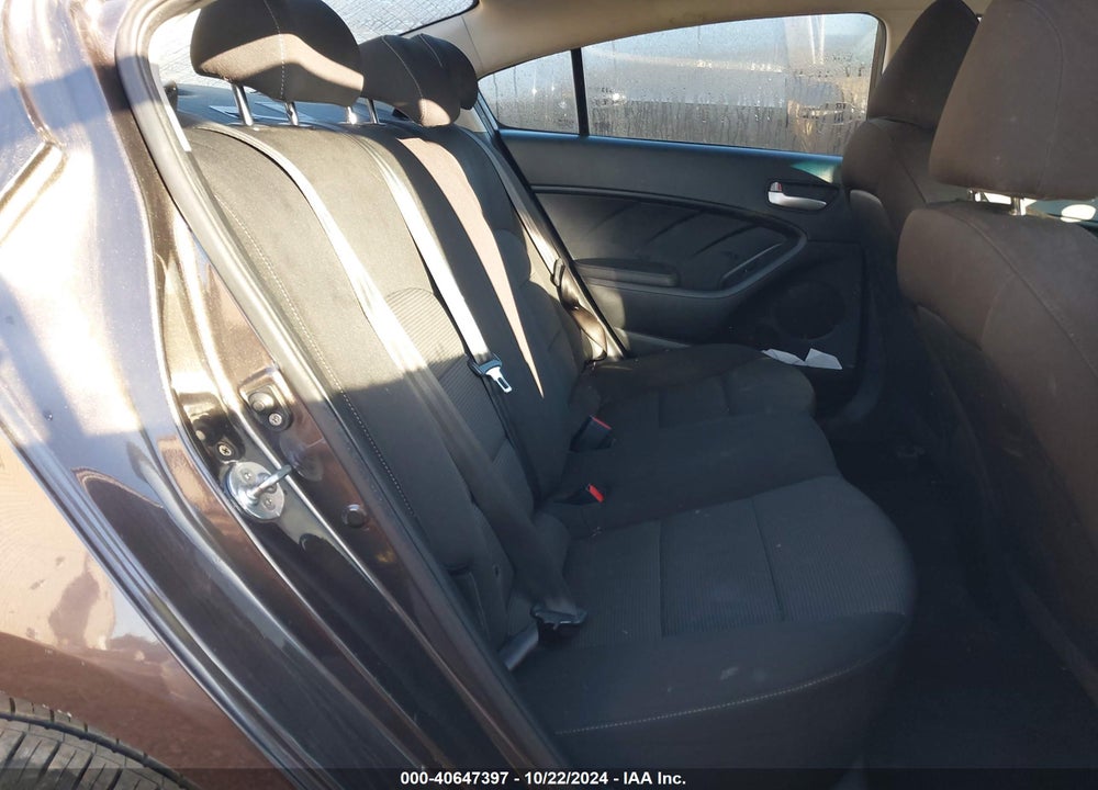 2017 KIA FORTE LX VIN: 3KPFK4A71HE160883