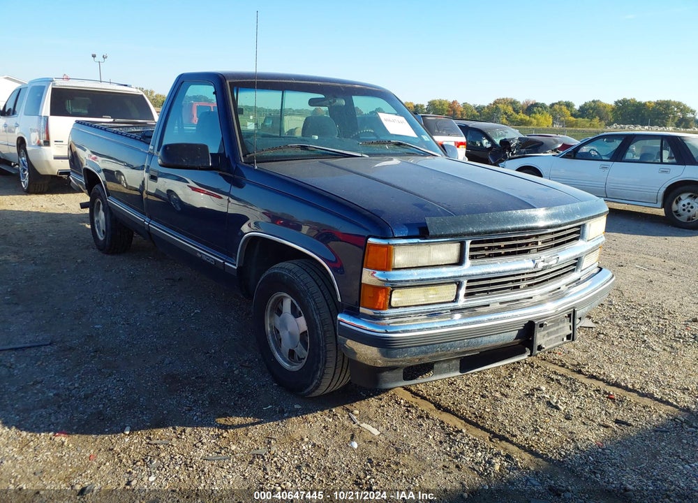 1998 CHEVROLET C1500 FLEETSIDE VIN: 1GCEC14R8WZ153385