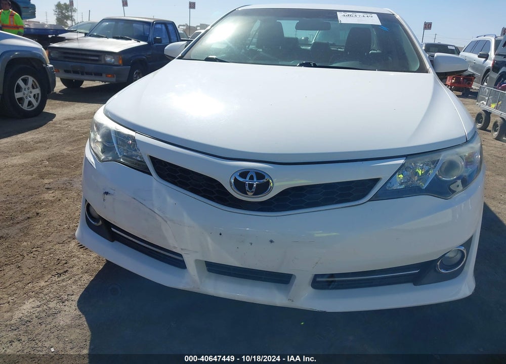 2014 TOYOTA CAMRY SE VIN: 4T1BF1FK6EU774724