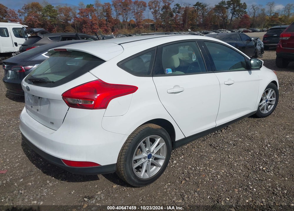 2018 FORD FOCUS SE VIN: 1FADP3K20JL251118