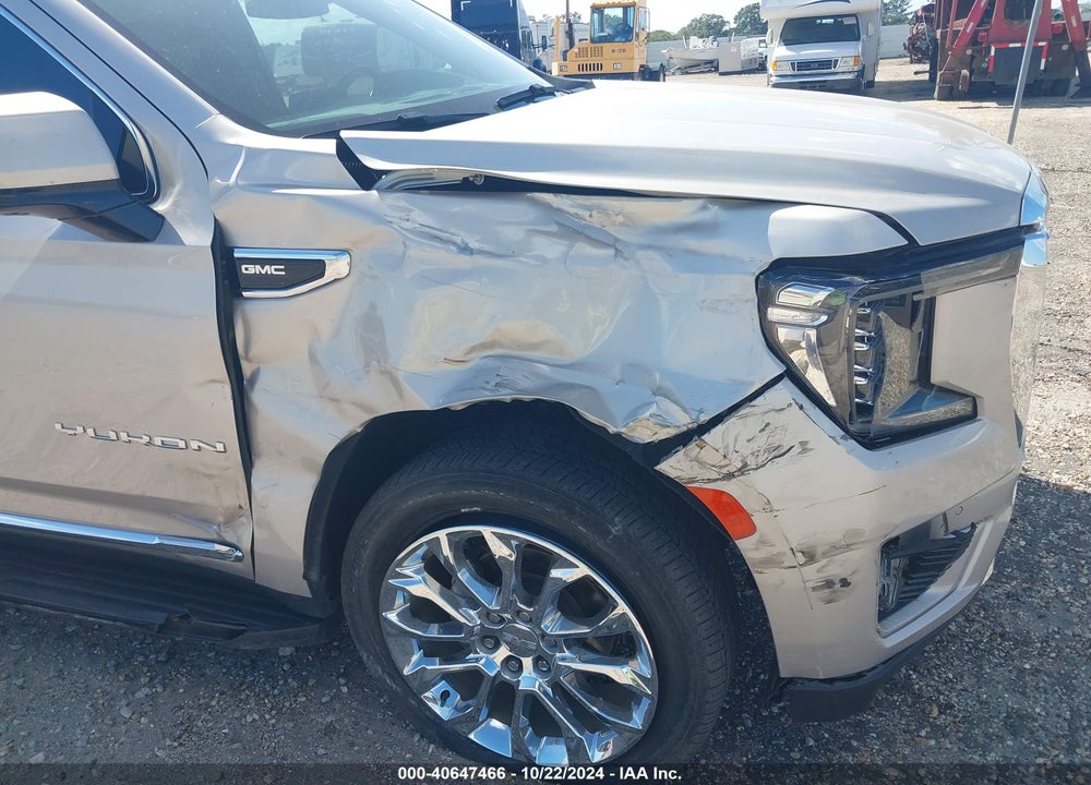 2022 GMC YUKON XL 4WD SLT VIN: 1GKS2GKD4NR159803