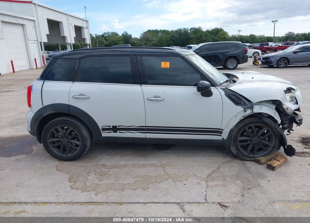 2013 MINI COUNTRYMAN COOPER S VIN: WMWZC3C51DWP22908