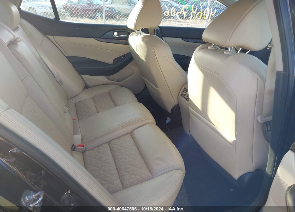 2017 NISSAN MAXIMA VIN: 1N4AA6APXHC432501