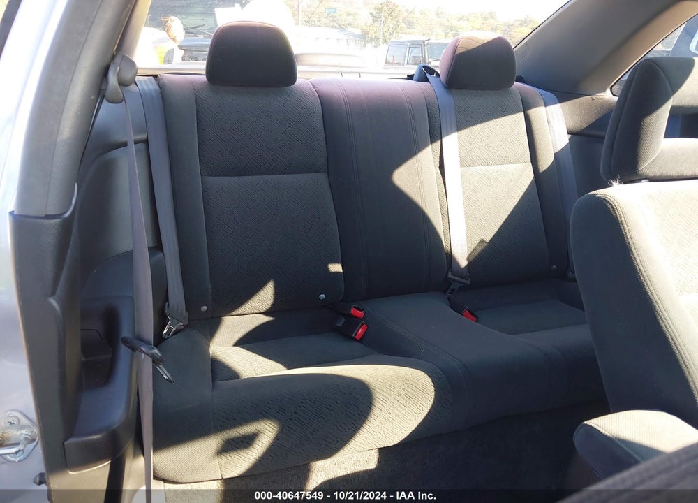 2005 HONDA CIVIC LX VIN: 1HGEM22625L075961