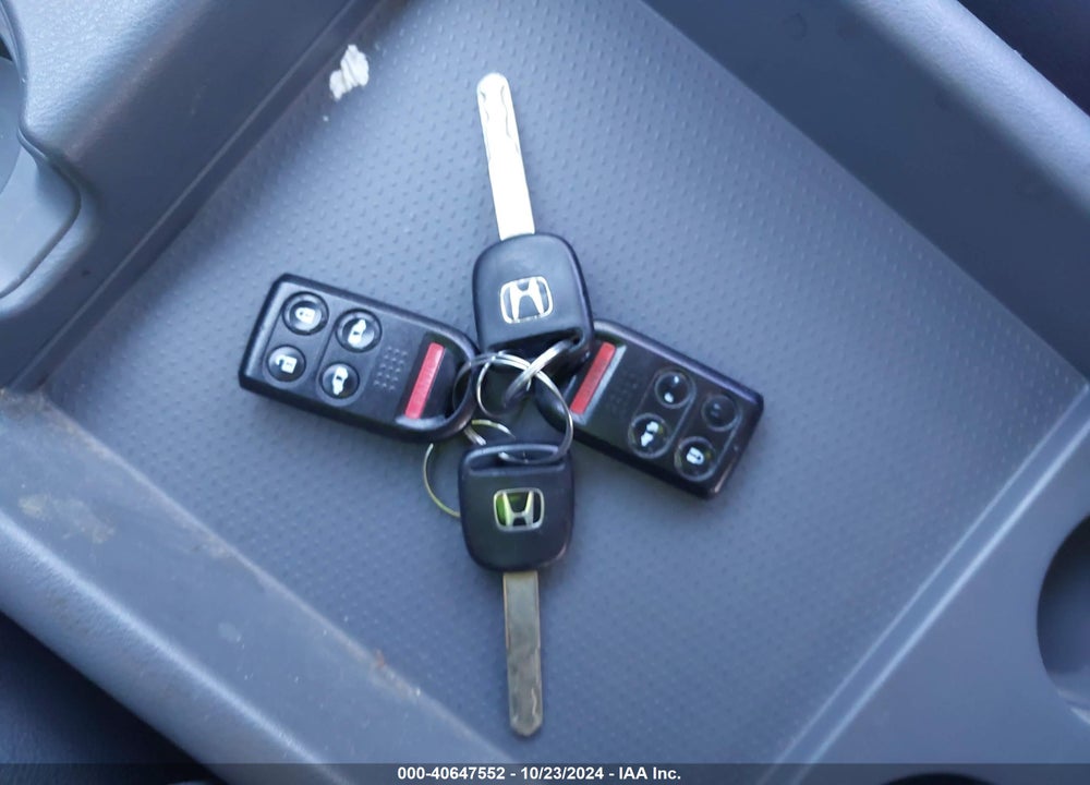 2005 HONDA ODYSSEY EX-L VIN: 5FNRL38735B132177
