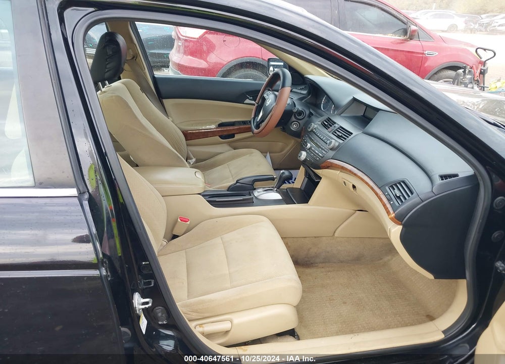 2011 HONDA ACCORD 2.4 EX VIN: 1HGCP2F78BA089856