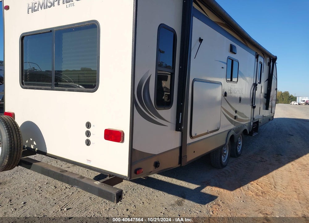 2017 FOREST RIVER HEMISPHERE VIN: 4X4TSBC27HU080928