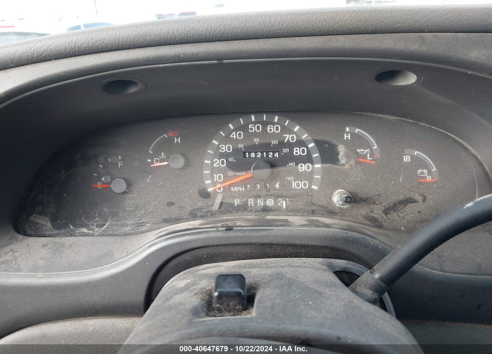 2003 FORD E-350 SUPER DUTY CHATEAU/XL/XLT VIN: 1FBNE31L83HB52037