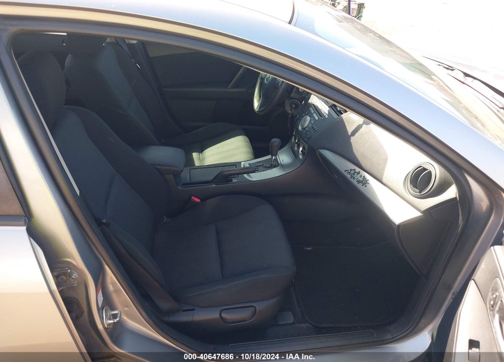 2010 MAZDA 3 I TOURING VIN: JM1BL1SF5A1106169