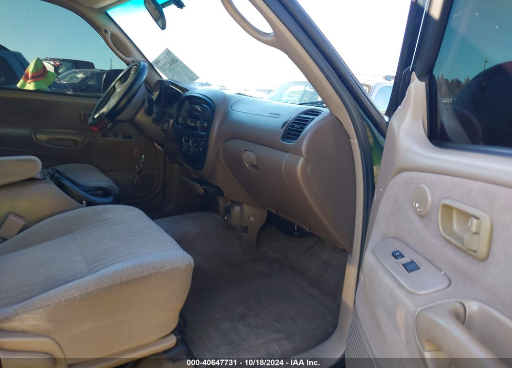2002 TOYOTA TUNDRA SR5 V8 VIN: 5TBRT34112S271886