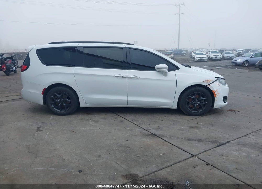 2018 CHRYSLER PACIFICA LIMITED VIN: 2C4RC1GG6JR358170