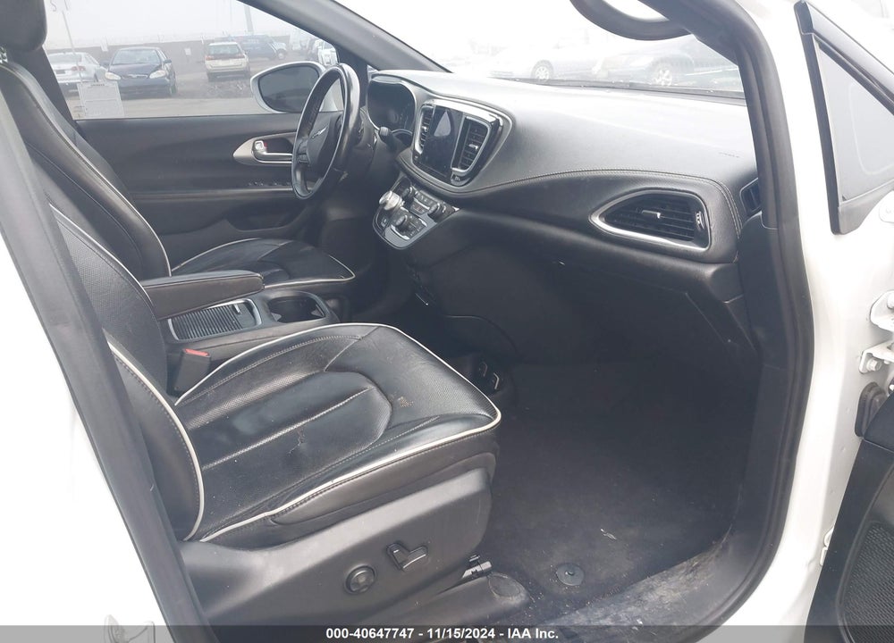 2018 CHRYSLER PACIFICA LIMITED VIN: 2C4RC1GG6JR358170