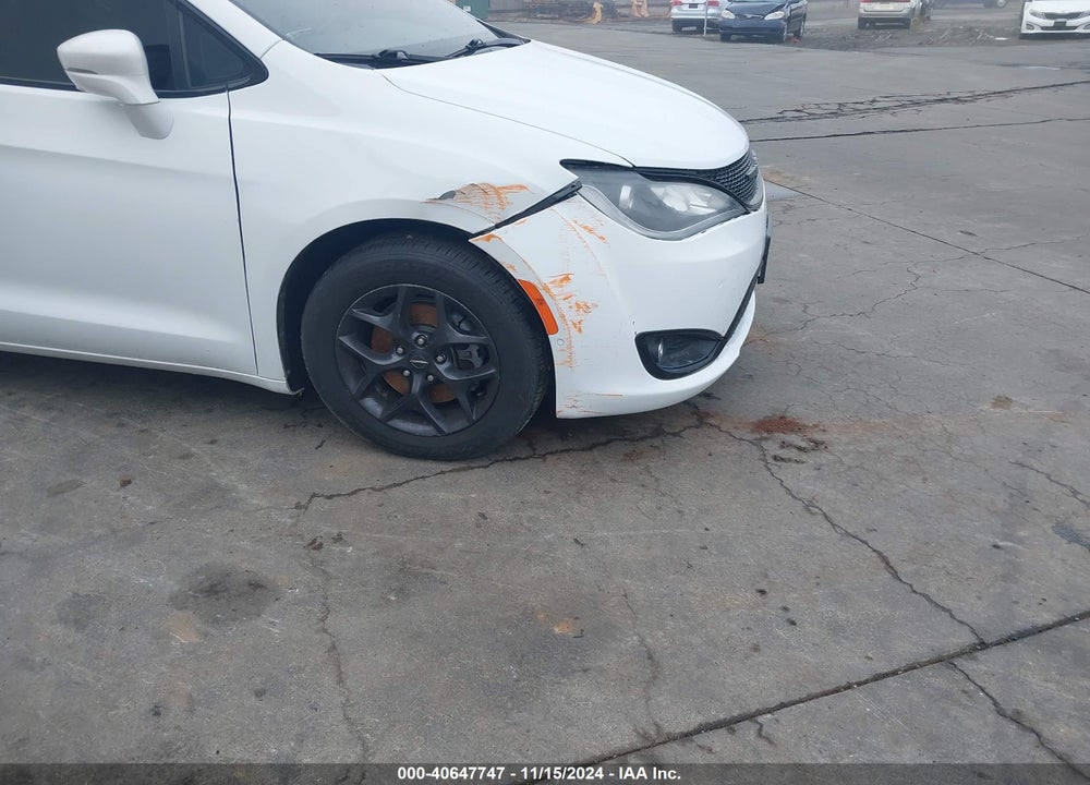 2018 CHRYSLER PACIFICA LIMITED VIN: 2C4RC1GG6JR358170