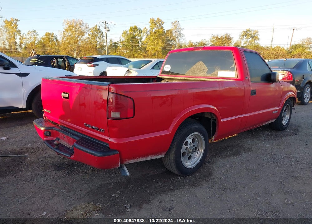 2000 CHEVROLET S-10 LS VIN: 1GCCS1440YK151897