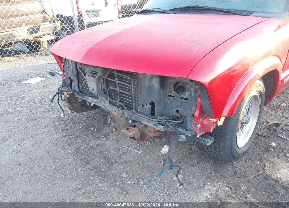 2000 CHEVROLET S-10 LS VIN: 1GCCS1440YK151897
