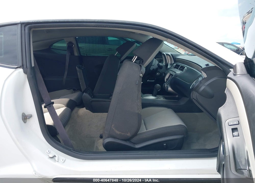 2014 CHEVROLET CAMARO 2LS VIN: 2G1FA1E35E9241008