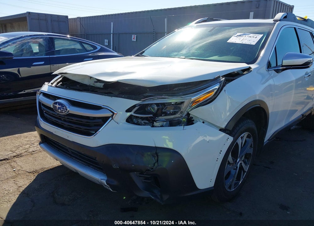 2020 SUBARU OUTBACK TOURING XT VIN: 4S4BTGPD4L3245223