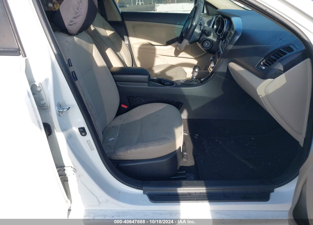 2015 KIA OPTIMA LX VIN: KNAGM4A70F5664586