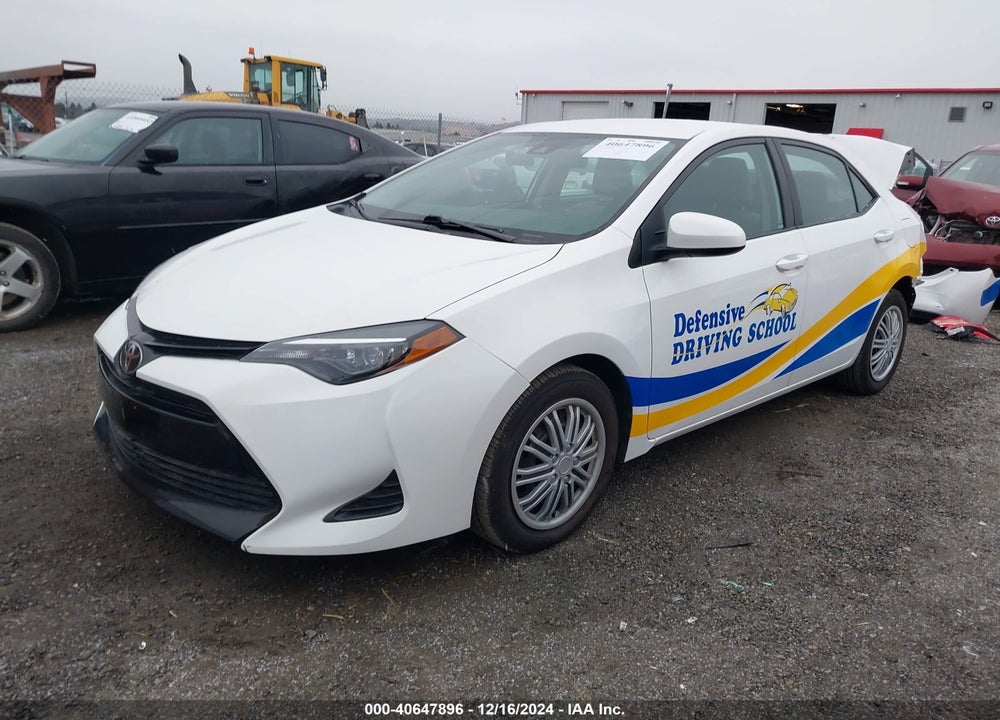 2019 TOYOTA COROLLA LE VIN: 2T1BURHE2KC246364