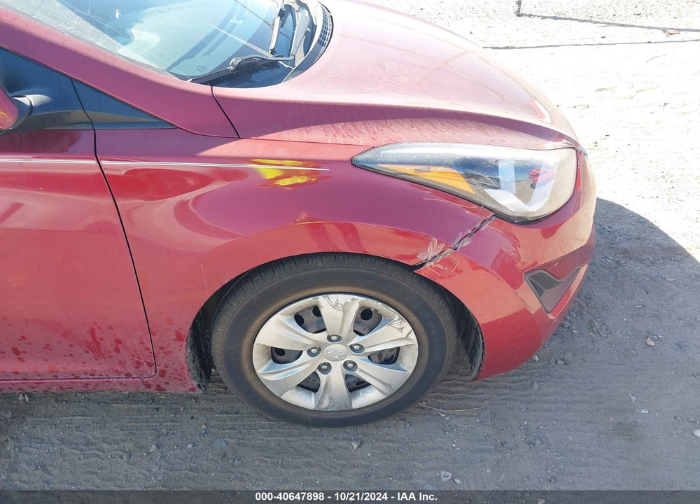 2016 HYUNDAI ELANTRA SE VIN: 5NPDH4AE5GH672659