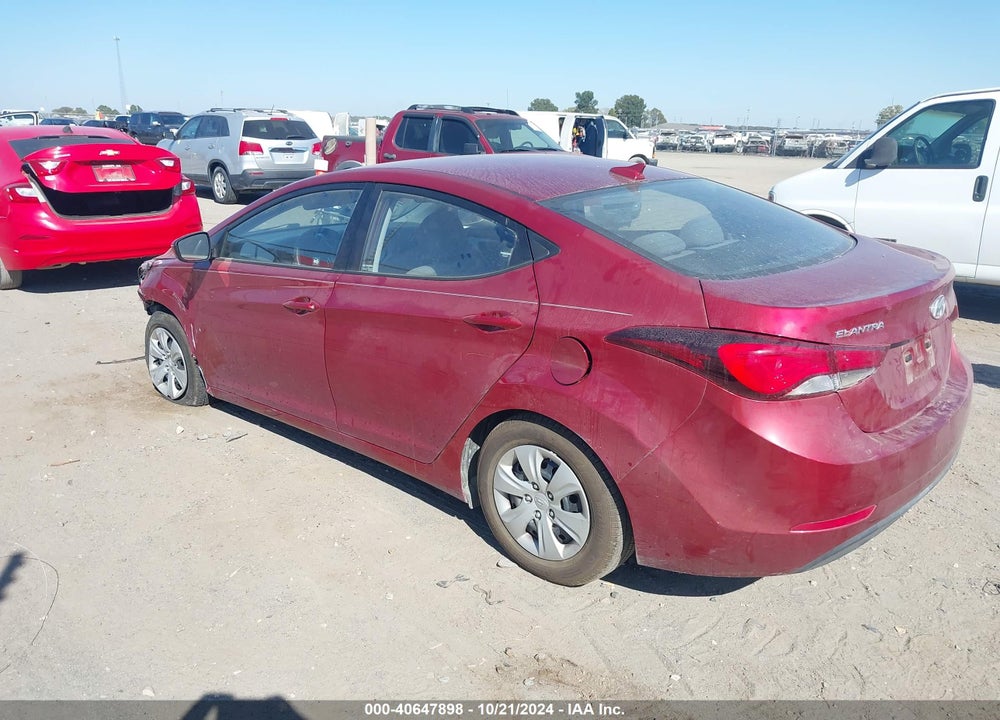 2016 HYUNDAI ELANTRA SE VIN: 5NPDH4AE5GH672659