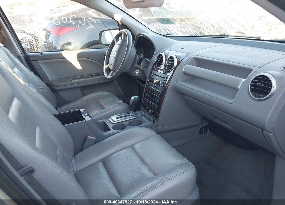 2007 FORD FREESTYLE SEL VIN: 1FMDK05107GA00686