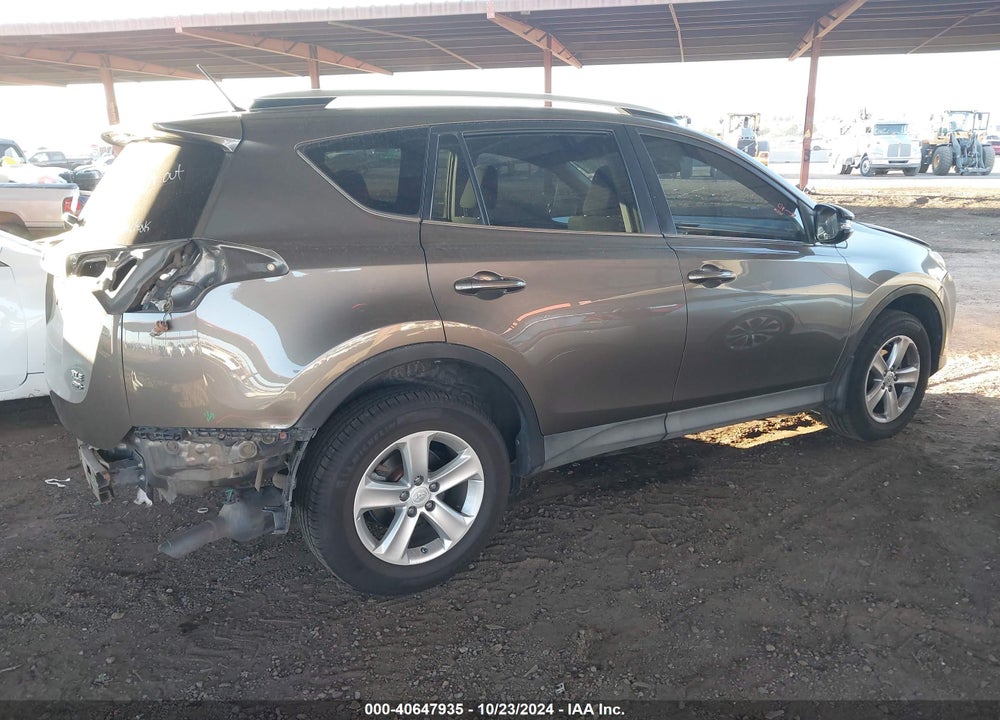 2014 TOYOTA RAV4 XLE VIN: 2T3RFREV3EW130825