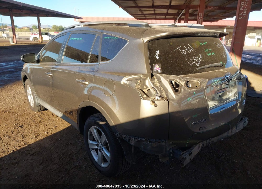 2014 TOYOTA RAV4 XLE VIN: 2T3RFREV3EW130825