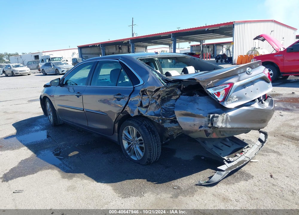 2015 TOYOTA CAMRY SE VIN: 4T1BF1FK7FU012715
