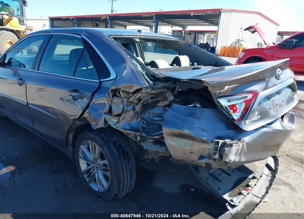 2015 TOYOTA CAMRY SE VIN: 4T1BF1FK7FU012715