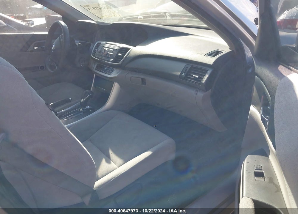 2013 HONDA ACCORD LX VIN: 1HGCR2F33DA049355