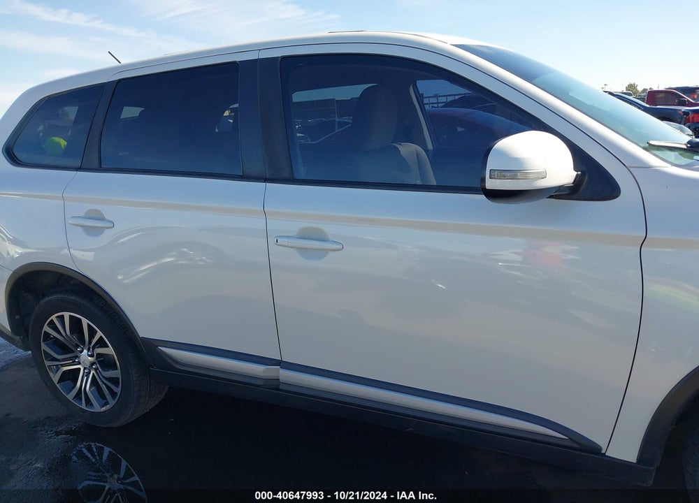 2016 MITSUBISHI OUTLANDER SE VIN: JA4AD3A32GZ009463