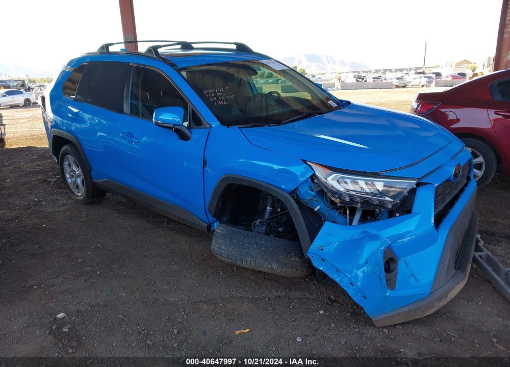 2019 TOYOTA RAV4 XLE VIN: 2T3W1RFV1KC001706