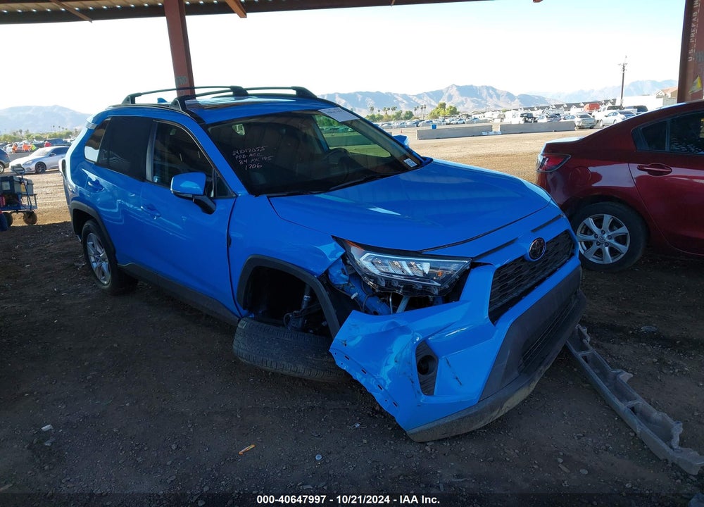 2019 TOYOTA RAV4 XLE VIN: 2T3W1RFV1KC001706