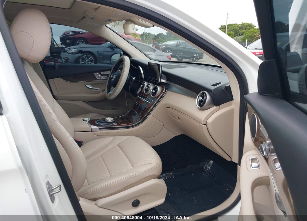 2018 MERCEDES-BENZ GLC 300 VIN: WDC0G4JB7JV061038
