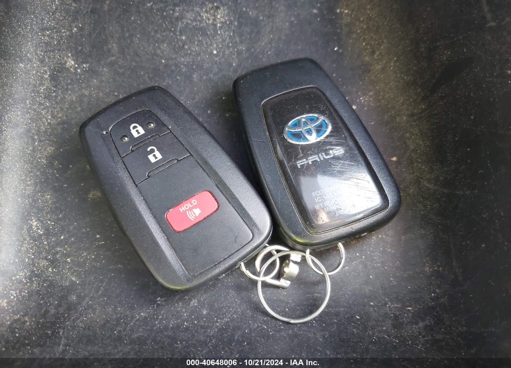 2018 TOYOTA PRIUS TWO VIN: JTDKBRFU3J3601002
