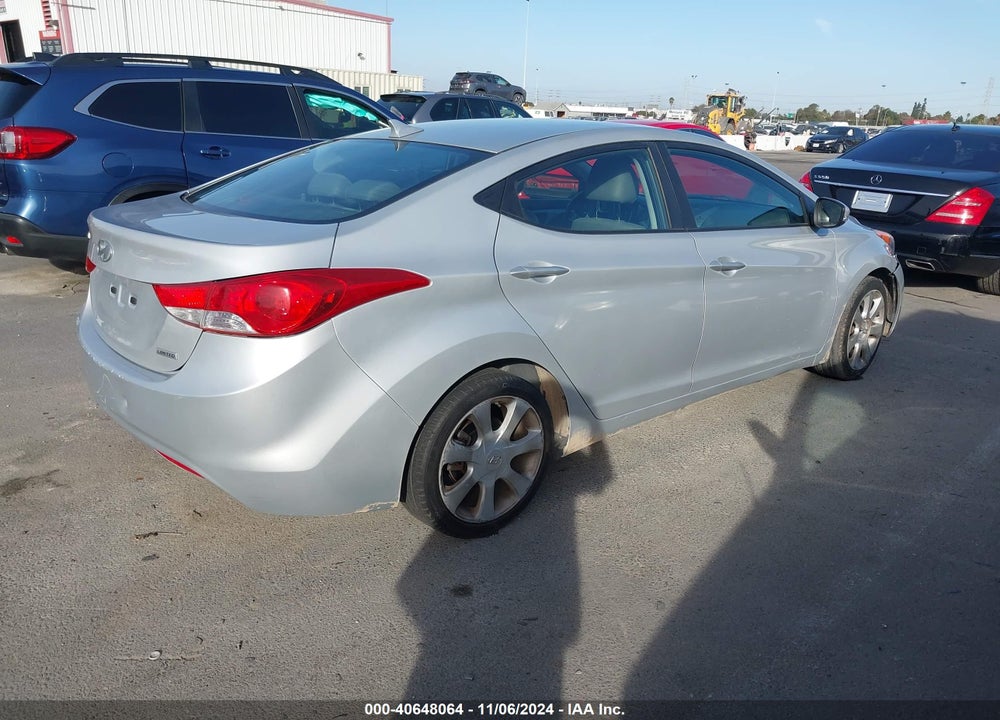 2013 HYUNDAI ELANTRA LIMITED VIN: KMHDH4AE6DU888419